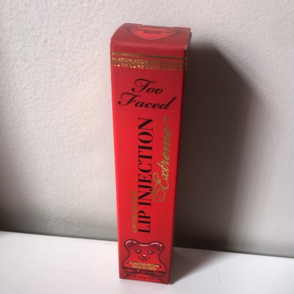 Too Faced Lip Injection Extreme Cinnamon Bear